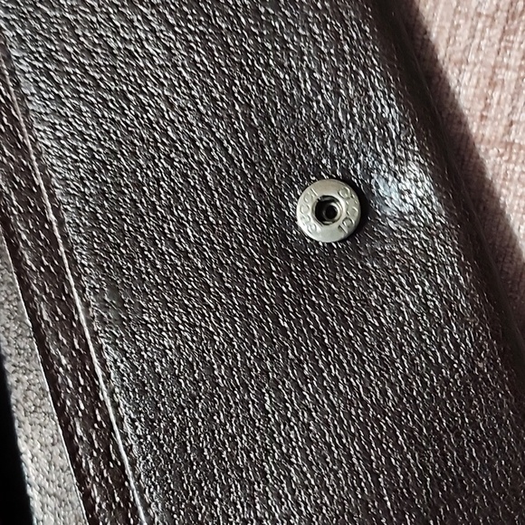 Gucci Wallet - Picture 8 of 15